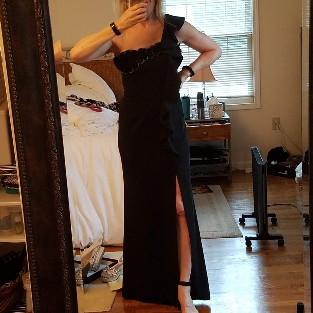 Various gowns - please specify gown for more info - Picture 6 of 6
